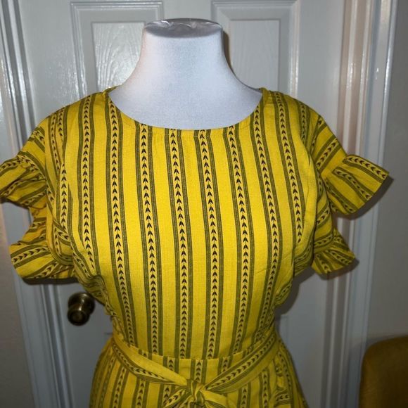 NWT yellow/gold & black dress - Picture 3 of 14